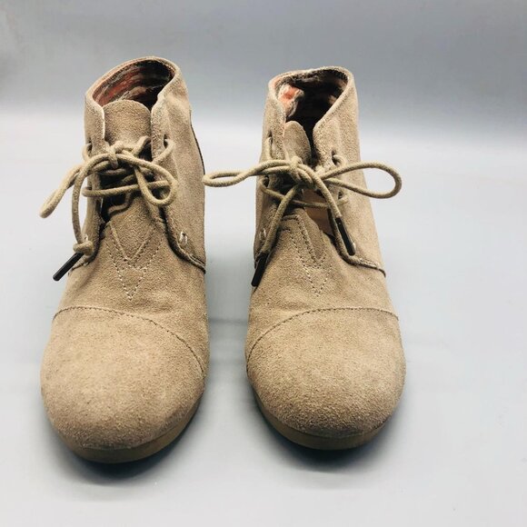 toms beige wedge heels, suede beige heels with matching shoelaces size 9 READ - Picture 2 of 10